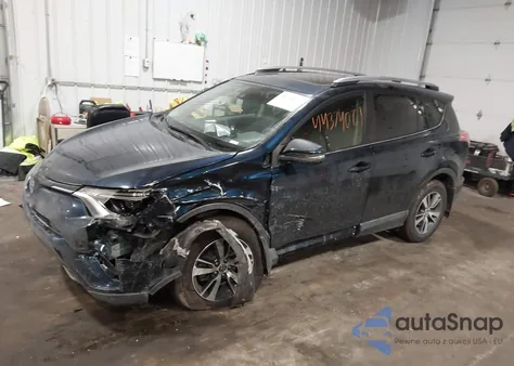 2017 Toyota Rav4 Xle из США, поврежденный, VIN JTMRFREVXHJ706137